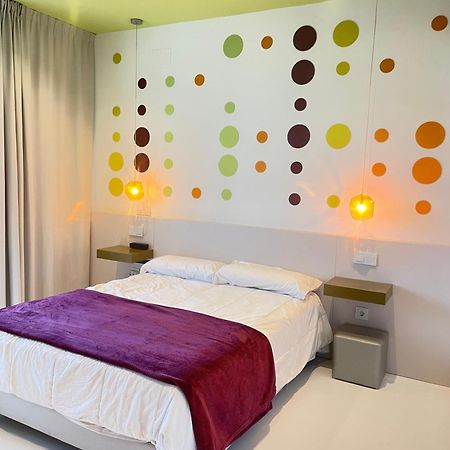 Lahola Glam Suites Torremolinos Exterior photo