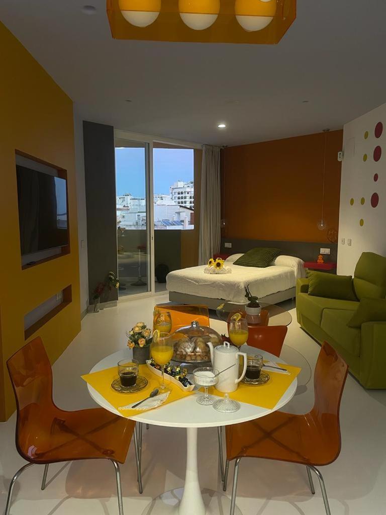 Lahola Glam Suites Torremolinos Exterior photo