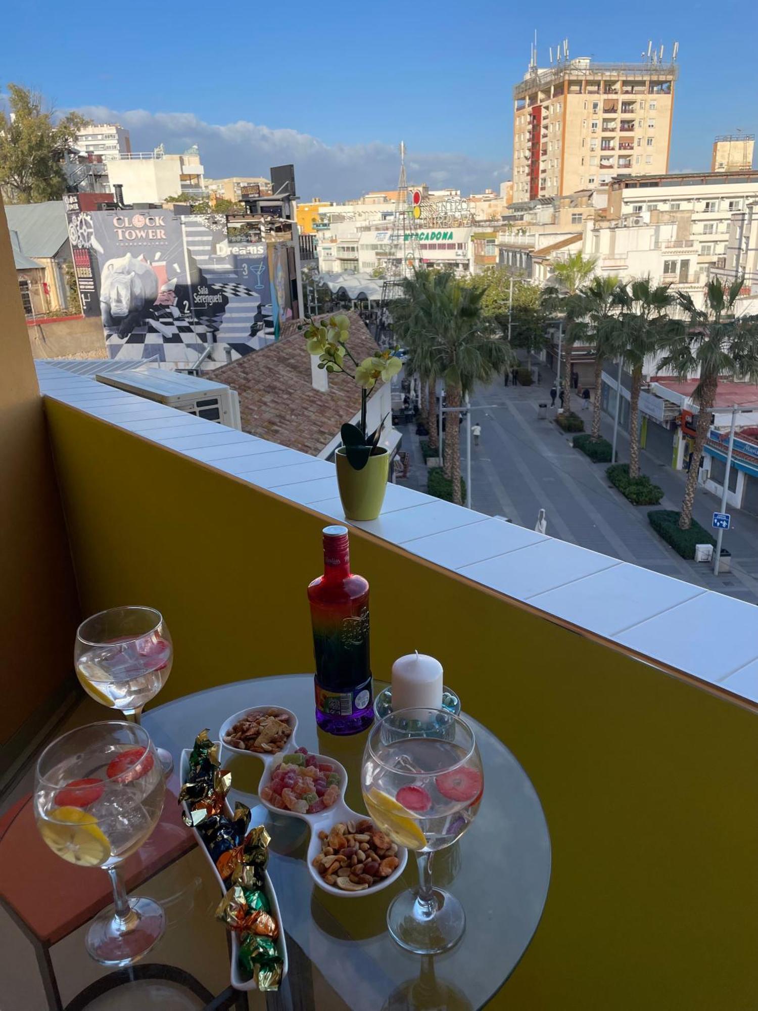 Lahola Glam Suites Torremolinos Exterior photo