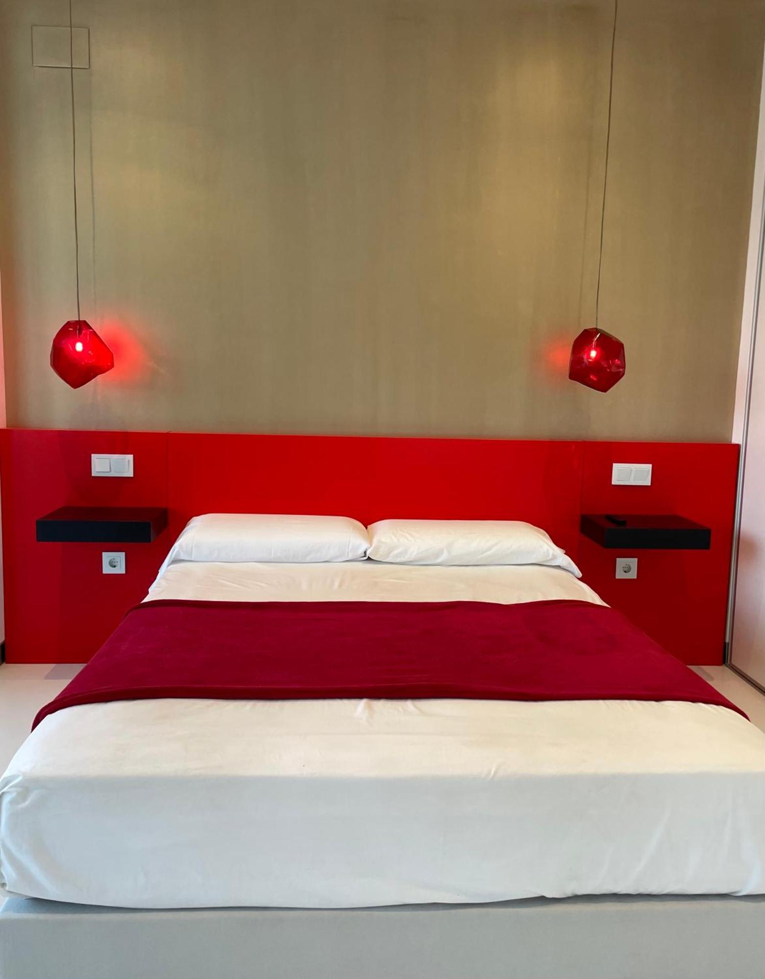 Lahola Glam Suites Torremolinos Exterior photo